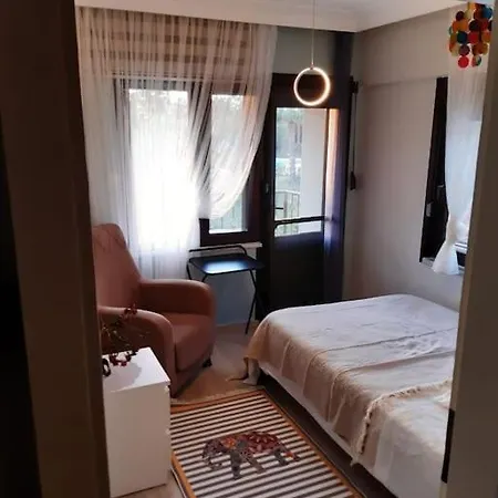 Bohem Tarzinda Villaniz Sizi Bekliyor Side